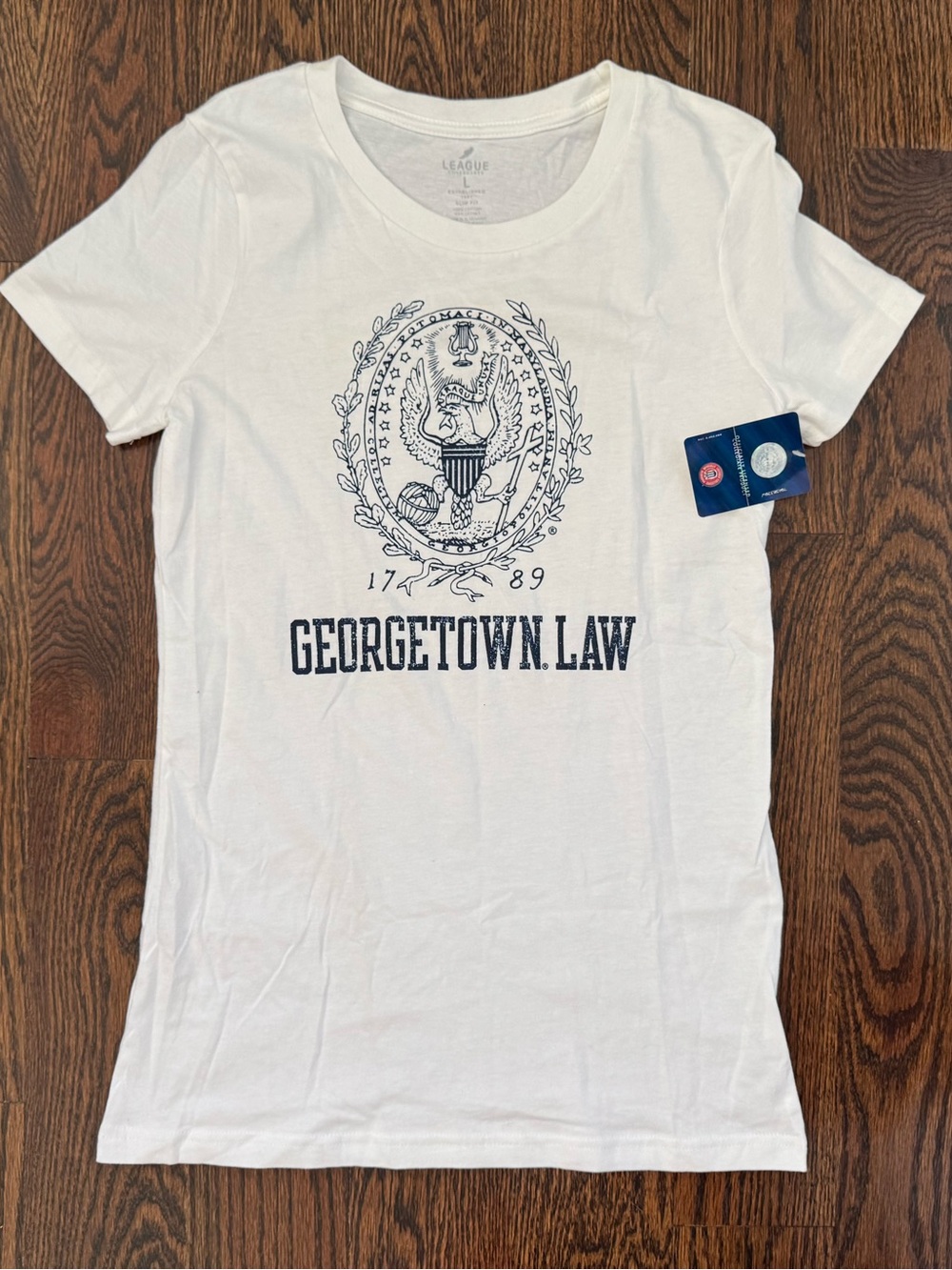 Georgetown Law School G-Town Hoyas Seal Graphic Women White Shirt  Size L Slim